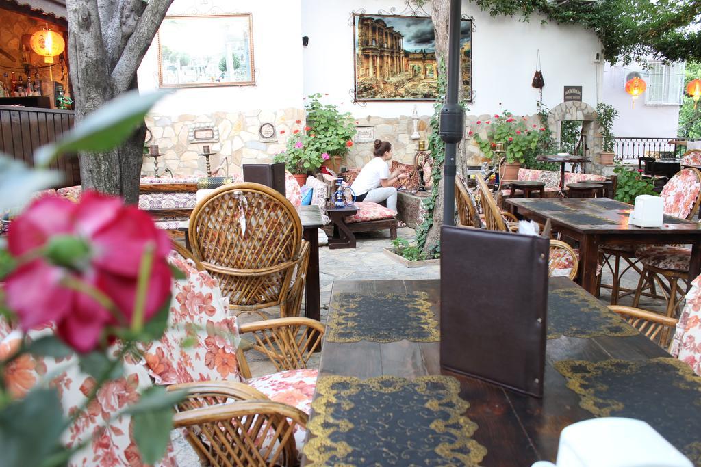 Boomerang Guest House Selçuk Bagian luar foto