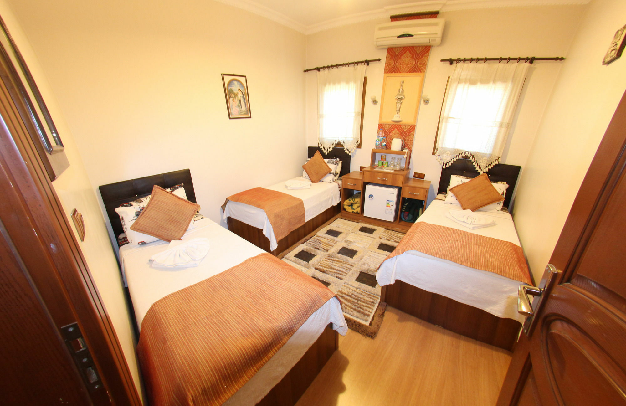 Boomerang Guest House Selçuk Bagian luar foto
